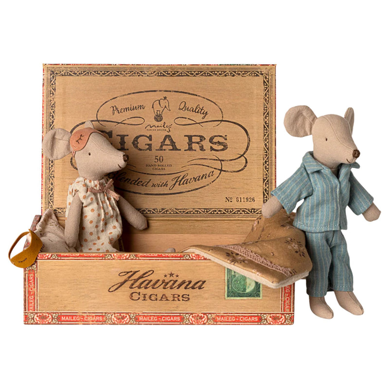 Mum + Dad Mice in Cigarbox