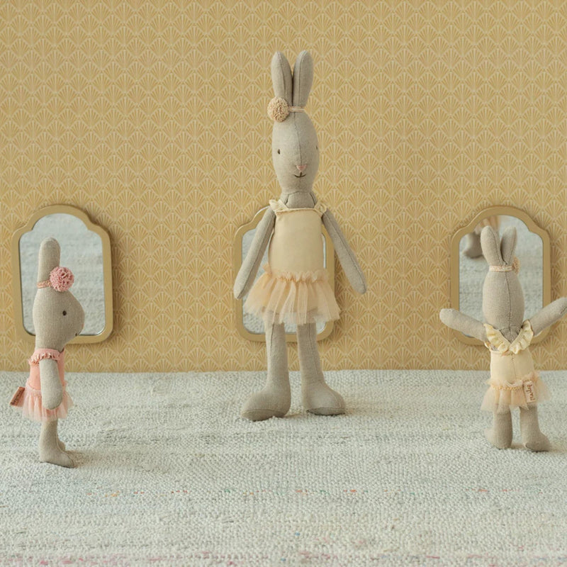 Rabbit Size 1, Classic - Ballet Suit and Skirt Cream
