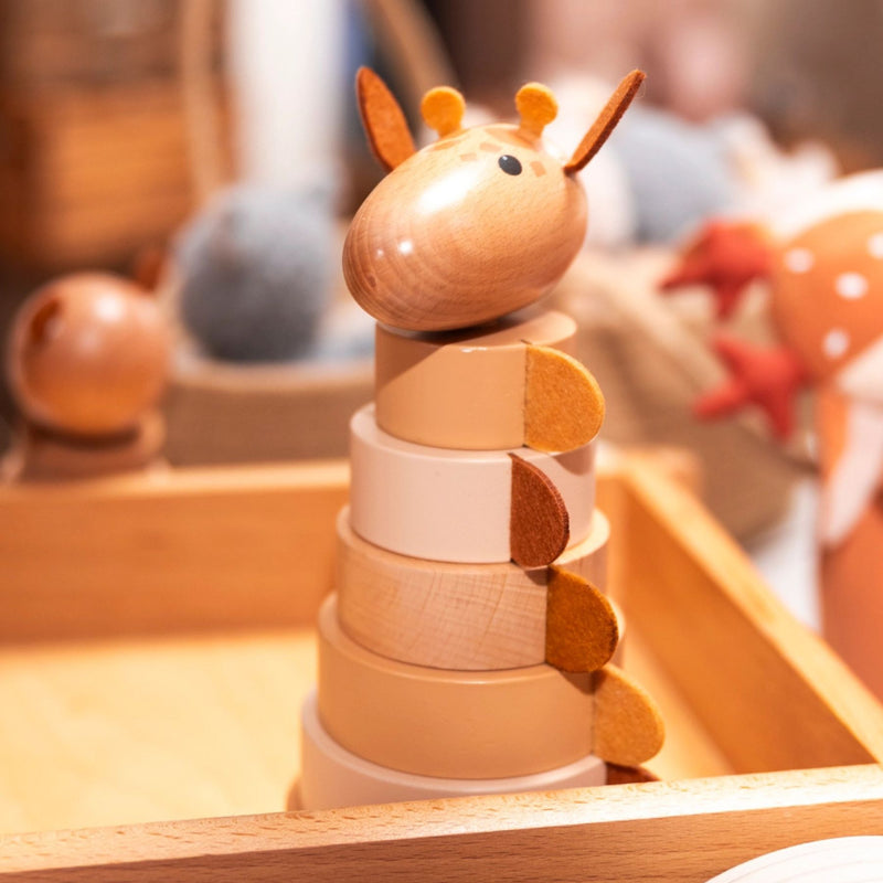 Leonie the Giraffe Stacking Pyramid