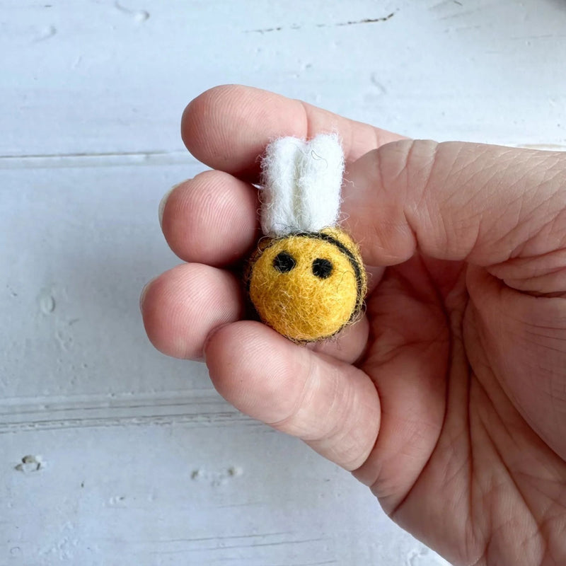 Felt Mini Bee with Beehive House