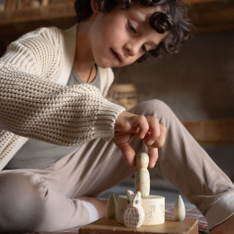 Hello Winter with Ostheimer Owl