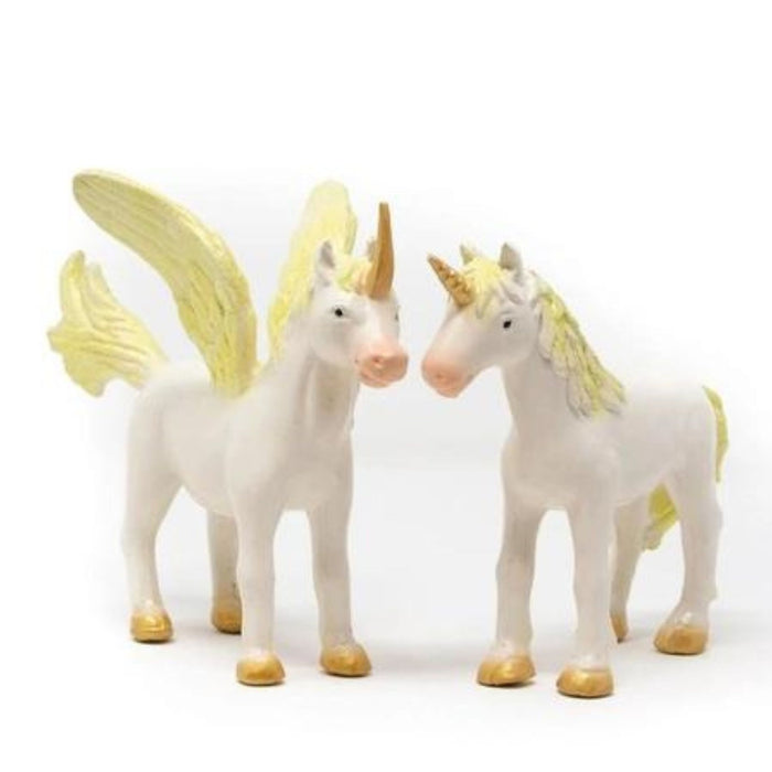 Golden Unicorn + Pegasus with Golden Hooves