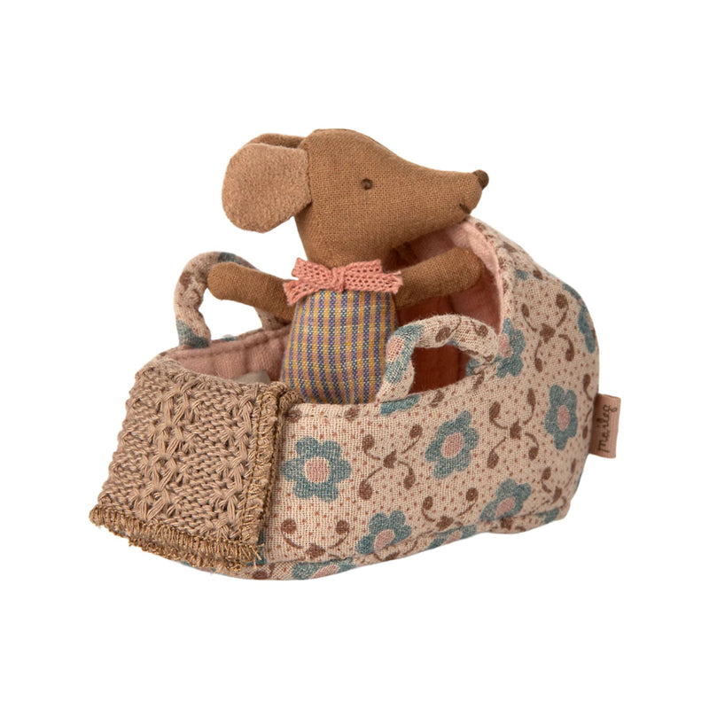 Carry Cot, Baby Mouse