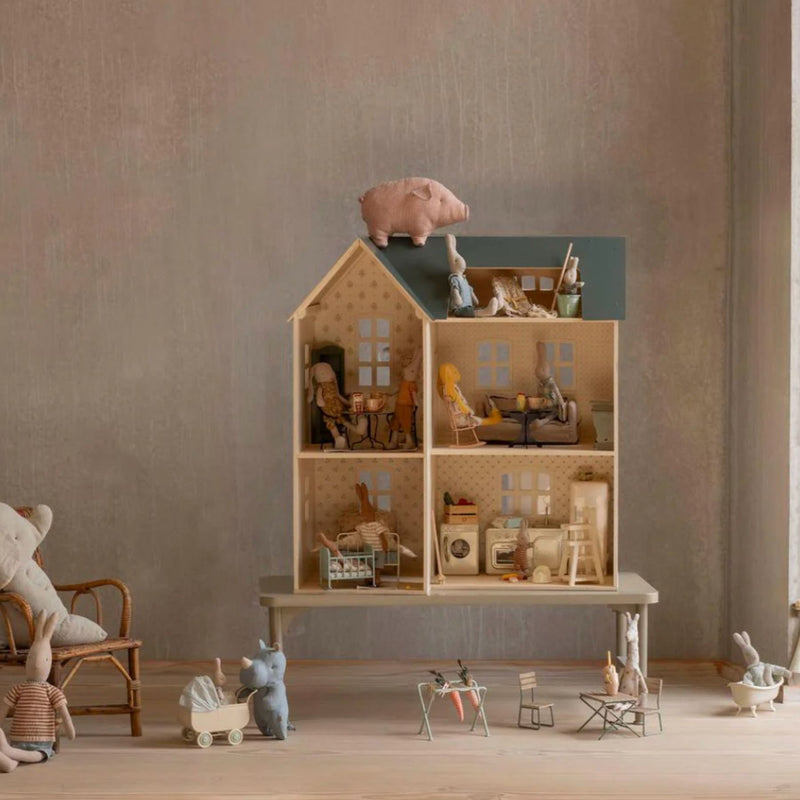 Dollhouse - House of Miniature