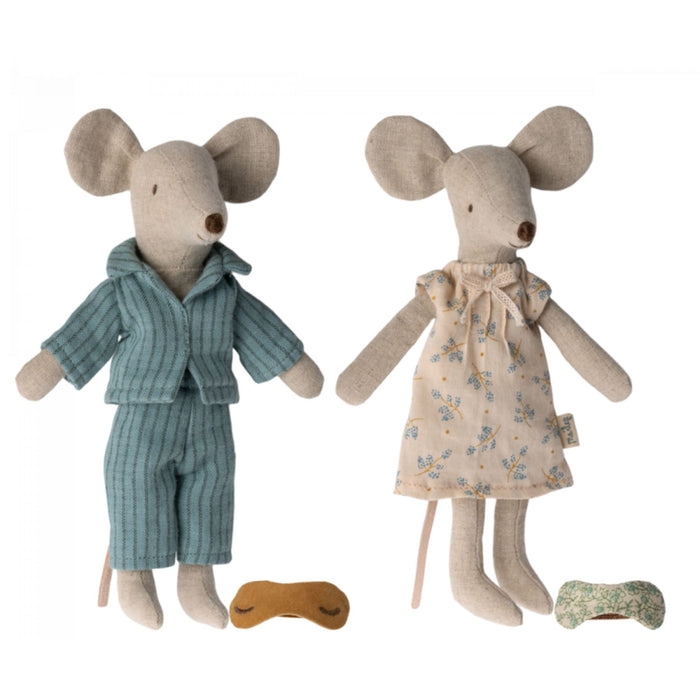 Mum + Dad Mice in Cigarbox