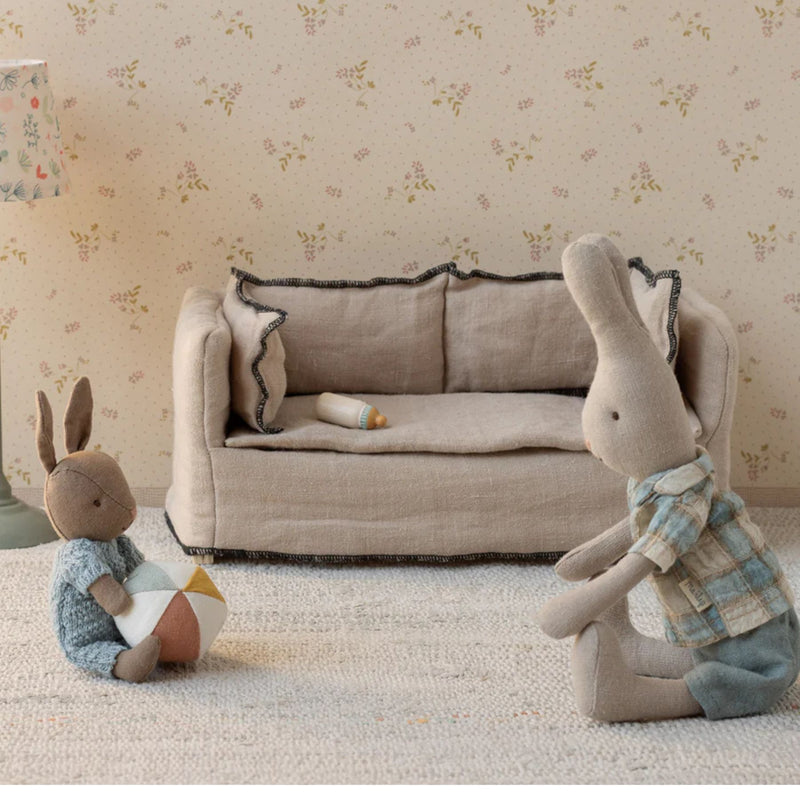 Rabbit Set, Micro with Magnet Hands