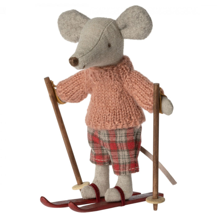 Winter Mouse with Ski Set