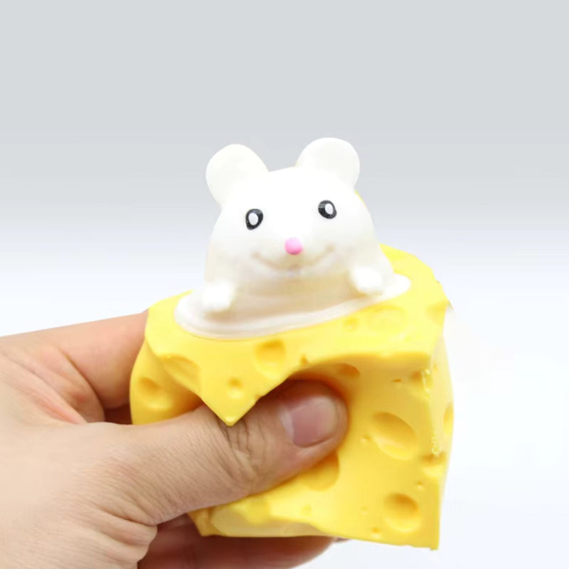 Mouse in Cheese Popper