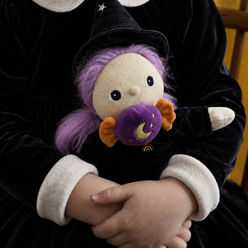 Dress Me Dinky Willa Witch